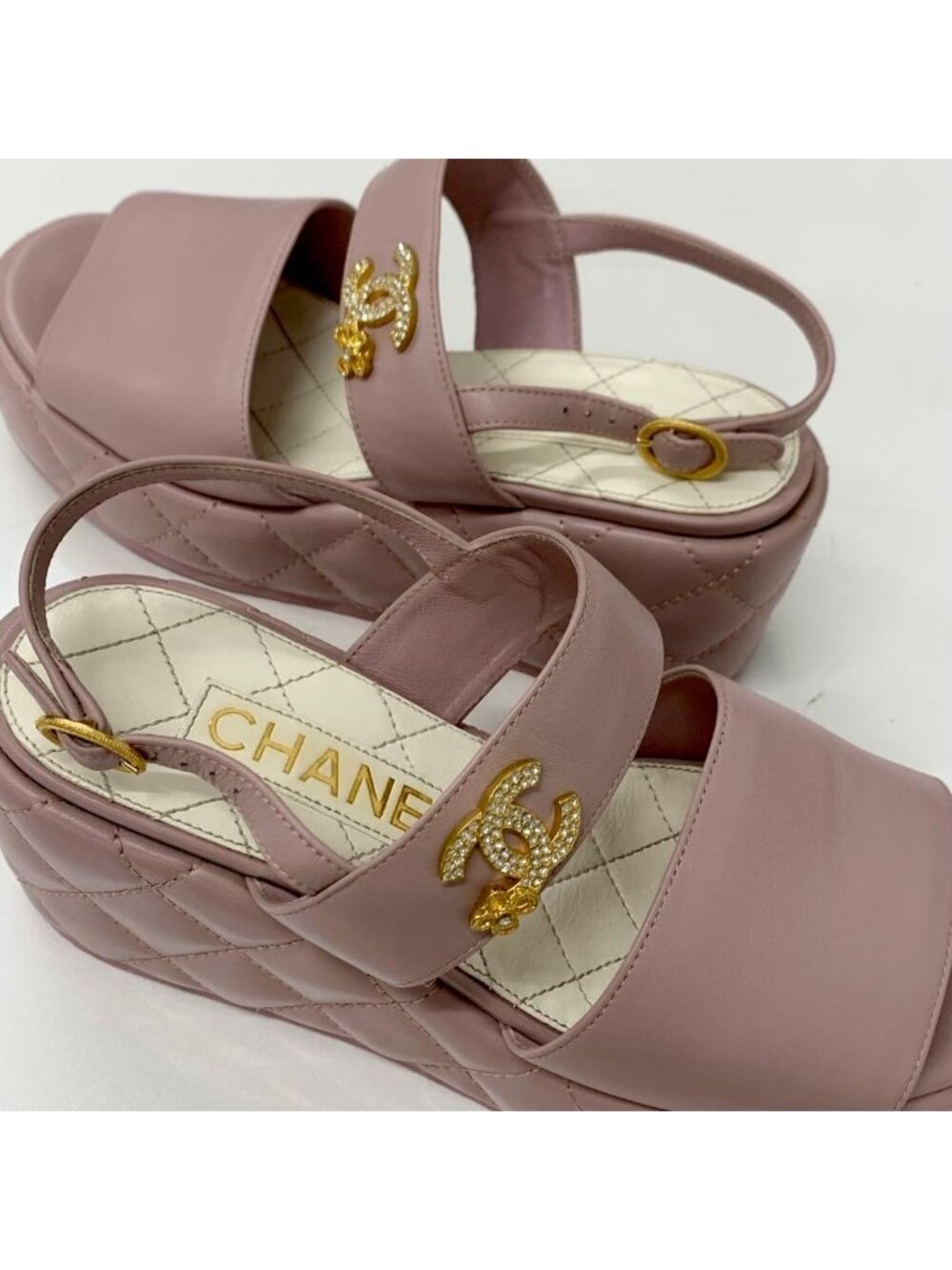 Chanel CC Logo Quilted Leather Sandals Pink - Picture 10 of 10